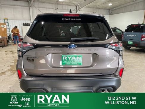 Used 2025 Subaru Forester Touring w/ Popular Package - Touring image 8