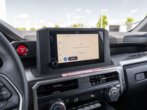 Certified 2025 Toyota Tacoma TRD Sport AWD/4WD image 29