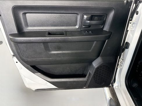 Used 2021 RAM 2500 Tradesman w/ Chrome Appearance Group image 26