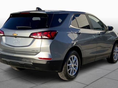 Used 2024 Chevrolet Equinox LT image 12