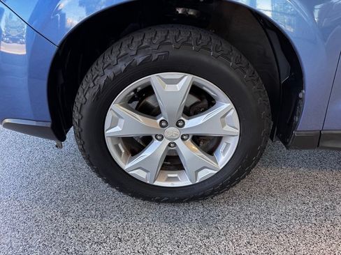 Used 2016 Subaru Forester 2.5i Premium w/ All-Weather Package AWD/4WD image 14