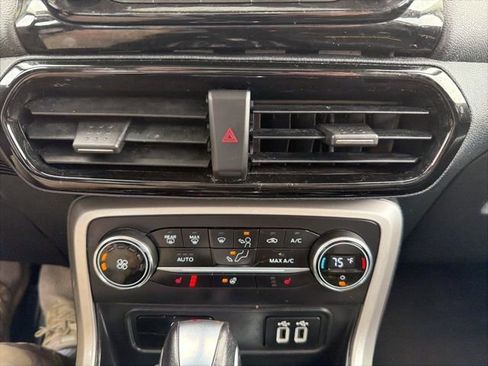 Used 2020 Ford EcoSport Titanium image 27