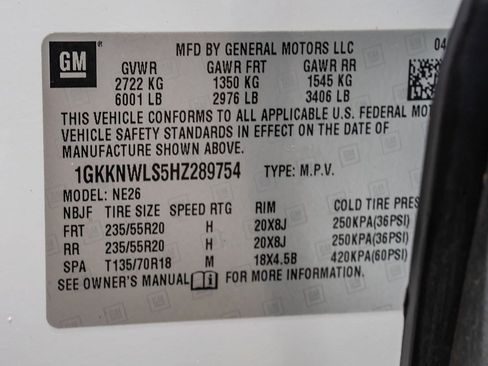 Used 2017 GMC Acadia SLT AWD/4WD image 36
