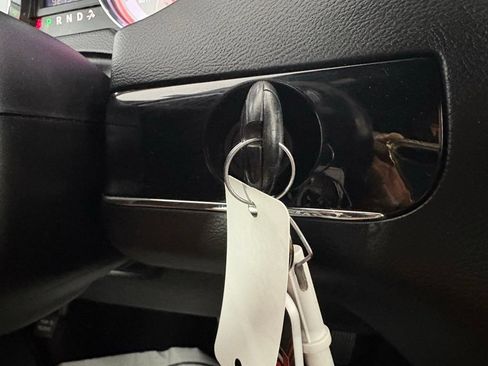 Used 2020 Dodge Grand Caravan SE FWD image 24