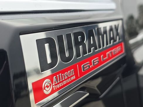 Used 2025 GMC Sierra 2500 Denali w/ Technology Package image 9