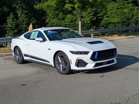 Certified 2024 Ford Mustang GT Premium RWD image 1