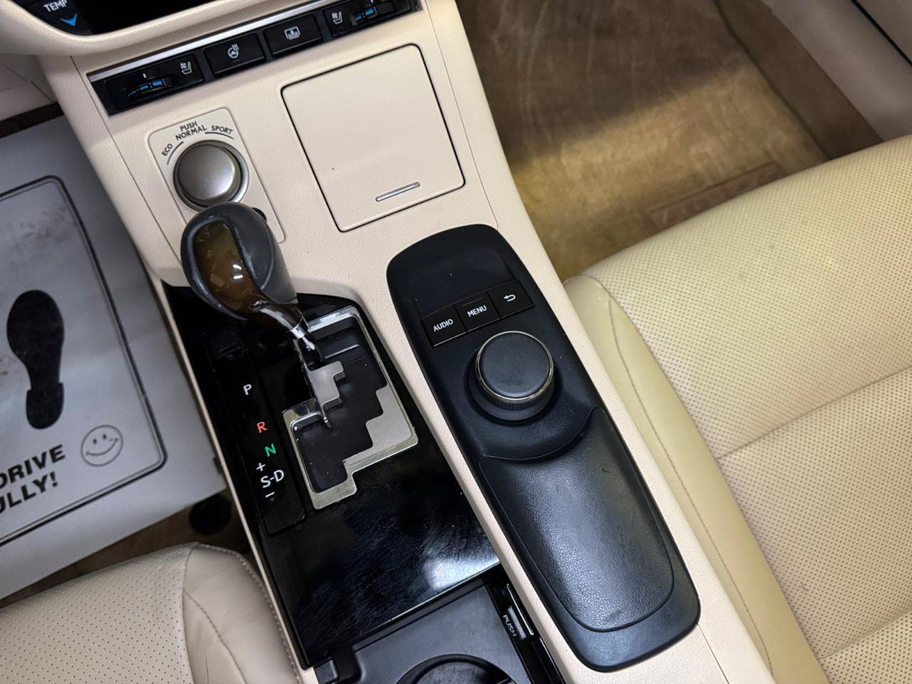 Used 2013 Lexus ES 350 w/ Luxury Pkg FWD image 16