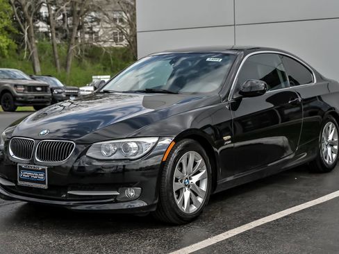 Used 2013 BMW 328i xDrive Coupe AWD/4WD image 5