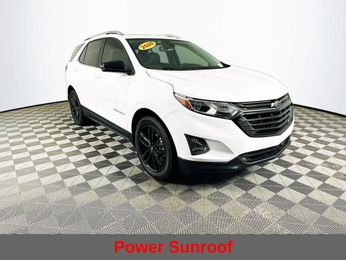 Used 2020 Chevrolet Equinox LT w/ Sport Edition image 3