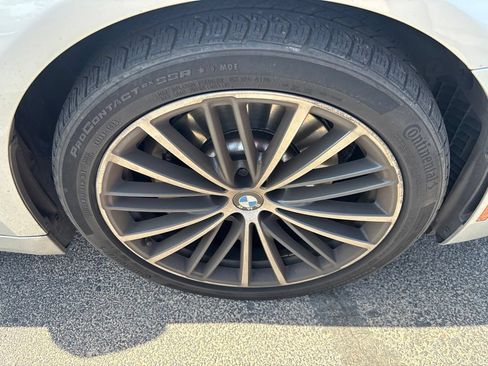 Used 2021 BMW 530i w/ Convenience Package RWD image 7