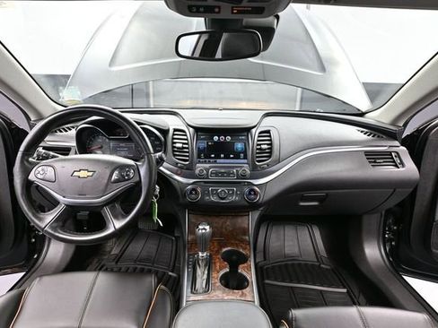 Used 2015 Chevrolet Impala LT w/ Convenience Package FWD image 25