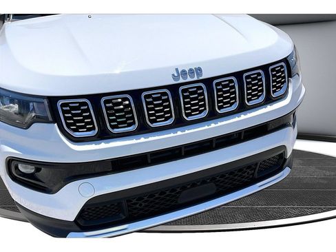 Certified 2024 Jeep Compass Limited AWD/4WD image 34