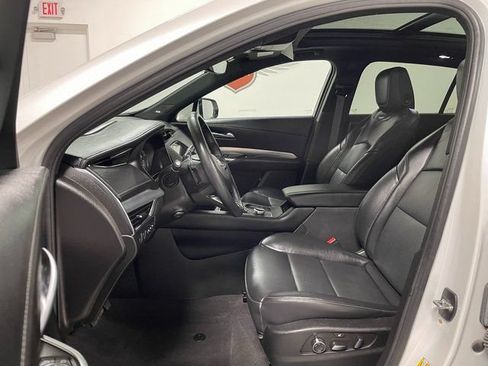 Used 2022 Cadillac XT4 Premium Luxury w/ Sun And Sound Package AWD/4WD image 11
