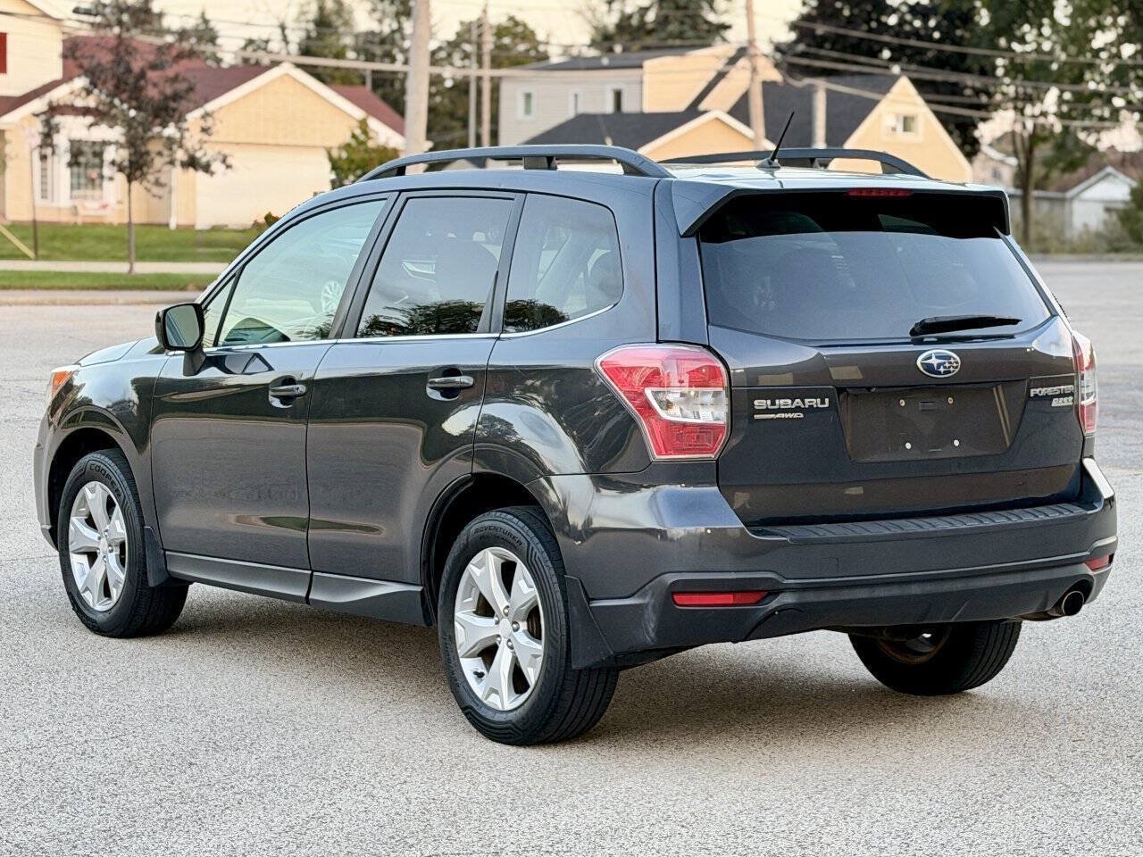 Used 2014 Subaru Forester 2.5i Limited AWD/4WD image 7