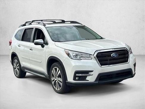 Used 2022 Subaru Ascent Touring image 3