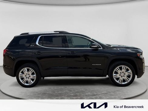 Used 2023 GMC Acadia SLE w/ Driver Convenience Package FWD image 4