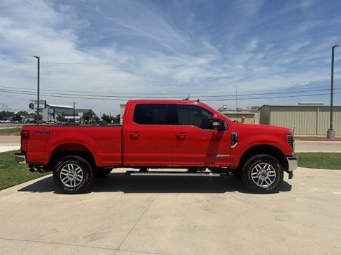 Used 2019 Ford F250 Lariat w/ Lariat Value Package AWD/4WD image 5