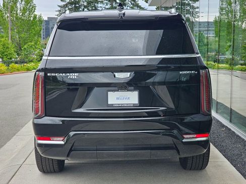 New 2026 Cadillac Escalade IQL Luxury AWD/4WD image 4