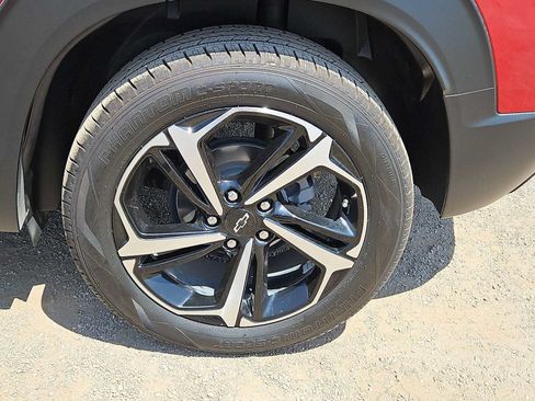 Used 2021 Chevrolet TrailBlazer RS w/ Convenience Package FWD image 12