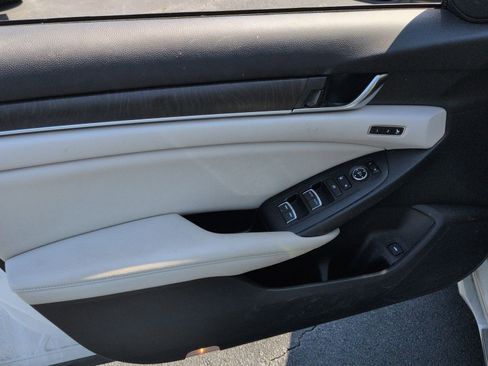 Used 2019 Honda Accord EX-L image 14