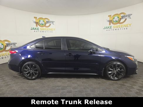 Used 2024 Toyota Corolla SE image 10