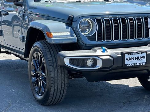 Used 2024 Jeep Wrangler Unlimited Sahara AWD/4WD image 10