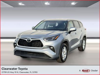 Used 2025 Toyota Highlander LE