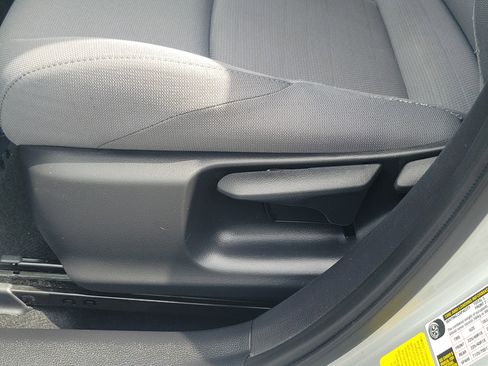 Certified 2025 Toyota Corolla SE FWD image 20