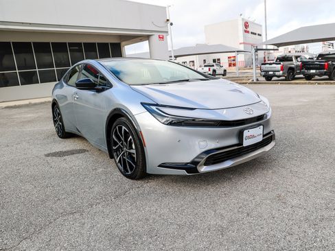 Used 2024 Toyota Prius Prime Premium w/ Advanced Technology Package FWD image 5