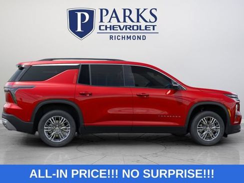 New 2027 Chevrolet Traverse LT w/ Driver Confidence Package FWD image 5