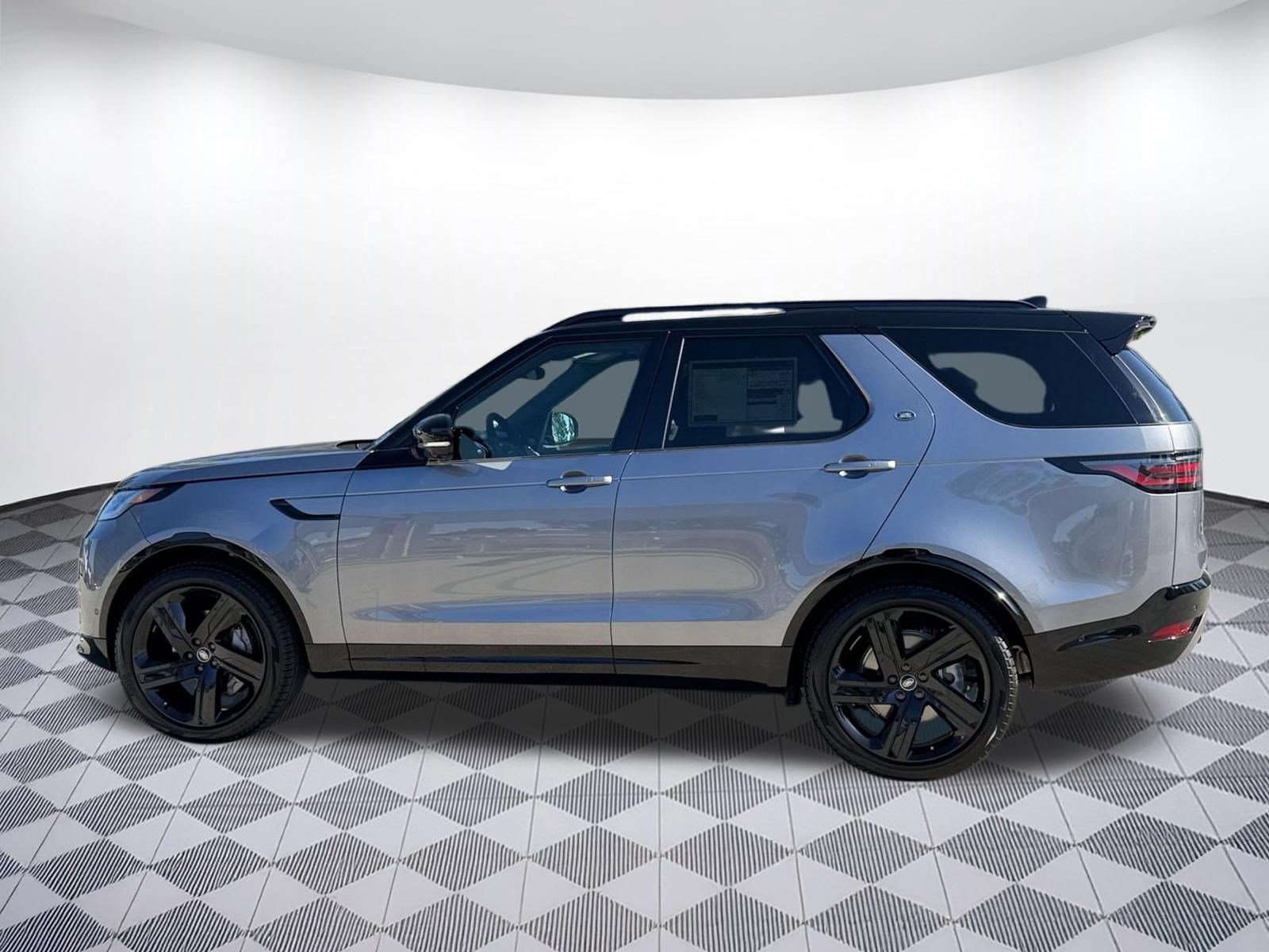 New 2026 Land Rover Discovery Dynamic SE AWD/4WD image 2