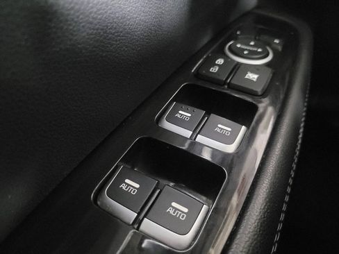 Used 2019 Kia Sorento FWD w/ LX Convenience Package image 27