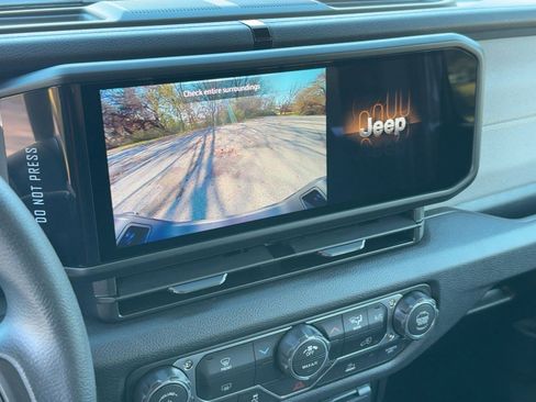 New 2026 Jeep Gladiator Sport image 22