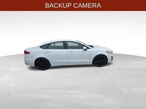 Used 2019 Ford Fusion SE image 7