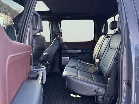 Used 2021 Ford F150 Lariat w/ Equipment Group 502A High image 19