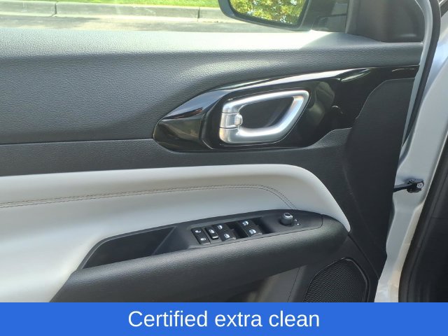 Certified 2024 Jeep Compass Limited AWD/4WD image 9