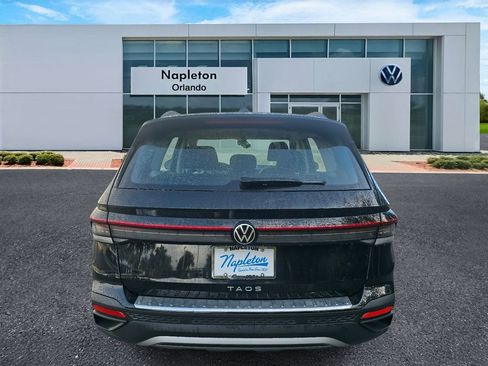 New 2026 Volkswagen Taos S FWD image 5