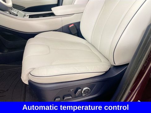 Used 2024 Hyundai Palisade Calligraphy image 26