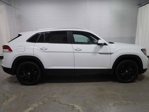 Used 2023 Volkswagen Atlas Cross Sport SE image 10