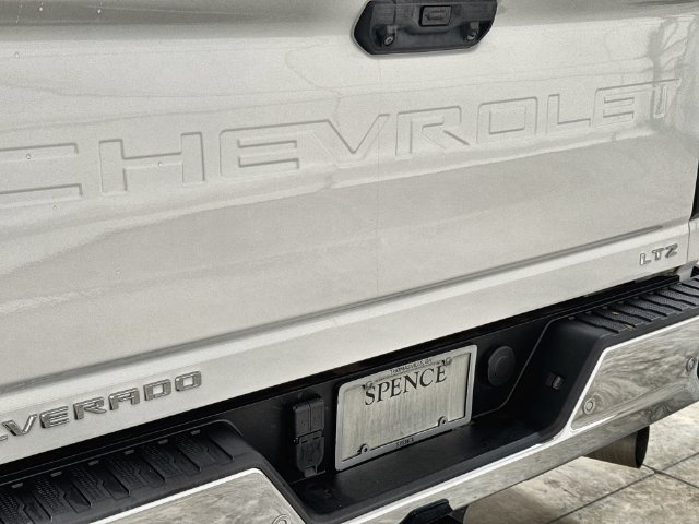 Used 2025 Chevrolet Silverado 2500 LTZ w/ LTZ Convenience Package AWD/4WD image 30