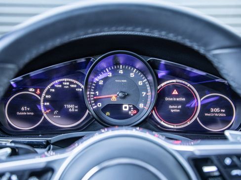 Certified 2023 Porsche Cayenne image 20