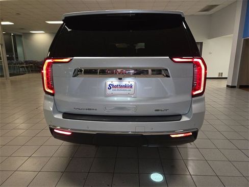 Used 2021 GMC Yukon SLT w/ SLT Luxury Plus Package image 7