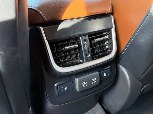 Used 2020 Subaru Outback Touring XT AWD/4WD image 19