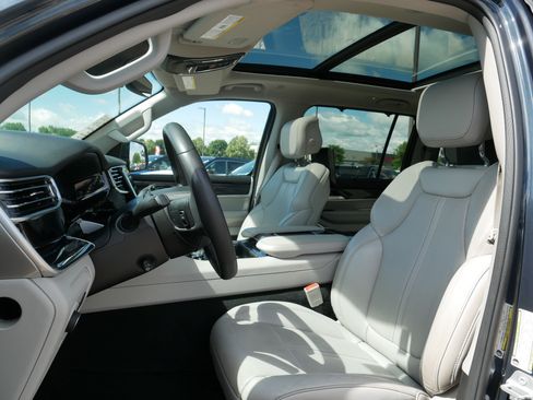 Used 2022 Jeep Wagoneer Series I w/ Convenience Group I AWD/4WD image 33