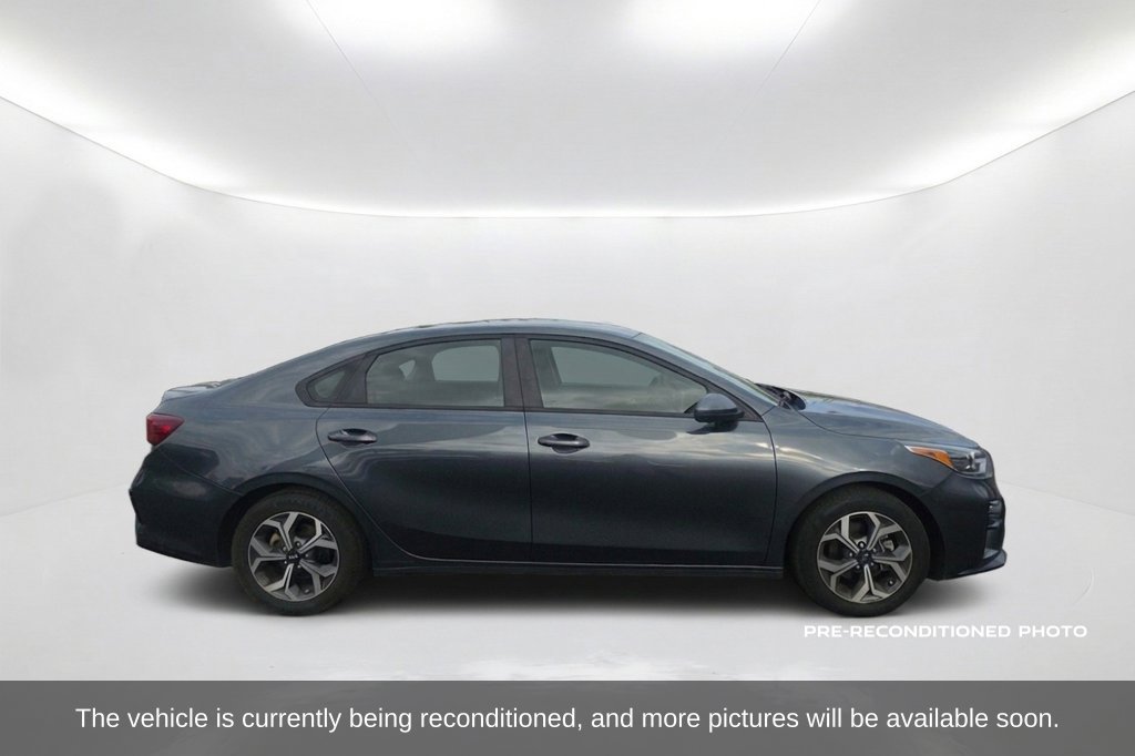 Used 2021 Kia Forte LXS FWD image 4