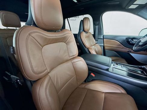 Used 2022 Lincoln Aviator Reserve w/ Equipment Group 201A image 30