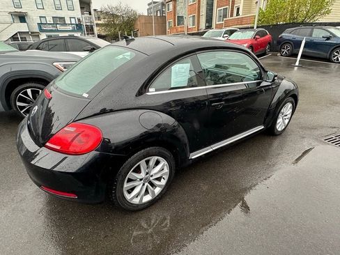 Used 2014 Volkswagen Beetle TDI image 7