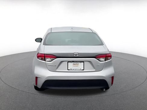 Used 2025 Toyota Corolla LE image 10