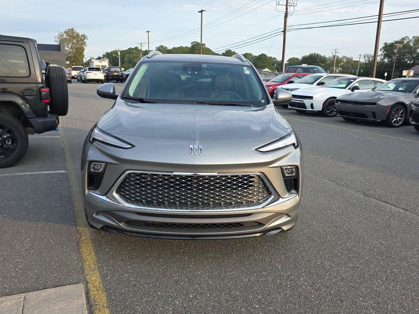 Used 2024 Buick Encore GX Avenir w/ Avenir Convenience Package FWD image 2