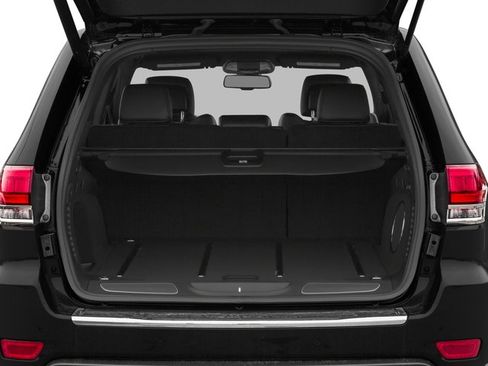 Certified 2016 Jeep Grand Cherokee Limited image 12